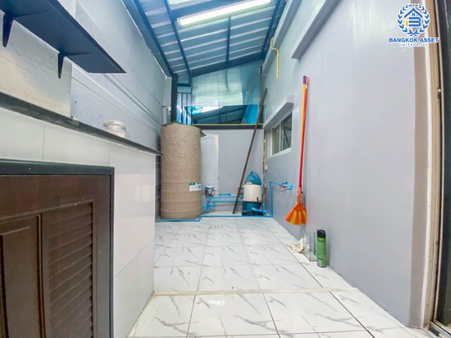 *****ทาวน์เฮ้าส์มือสองย่านนครปฐม ม.พฤกษาทาวน์เน็กซ์ ปิ่นเกล้า-พุทธมณฑลสาย4 หลังมุม บนเนื้อที่ 18.2 ตร.ว. ฟังก์ชัน 3 ห้องนอน 2 ห้องน้ำ 2 ที่จอดรถ เดินทางสะดวก บนทำเลเชื่อมต่อถ.พุทธมณฑลสาย4, ถ.บรมราชชนนี, ถ.เพชรเกษม ใกล้ ม.มหิดล และเซ็นทรัลศาลายา